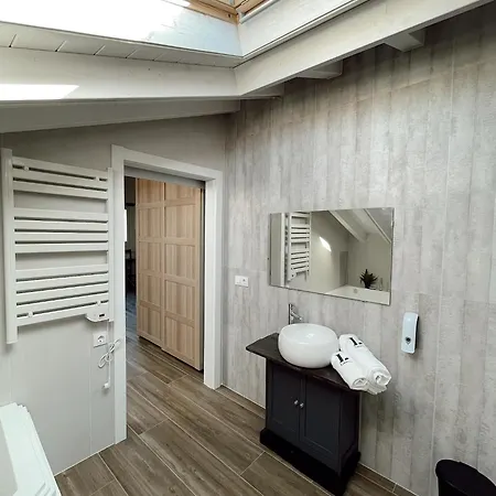 公寓 Laurea Ecocasona